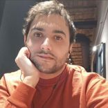 Yazar fotoğrafı
