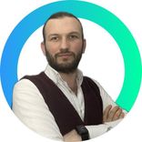Yazar fotoğrafı